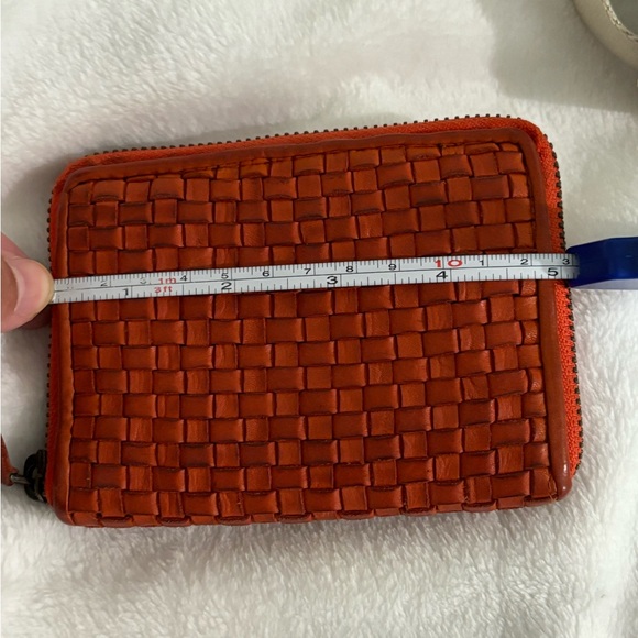 Genuine leather orange zip wallet - Picture 3 of 5